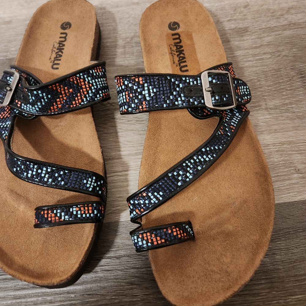 TitleMakalu California Women’s Strappy Comfort Sandals, Size 9, Colorful Mosaic